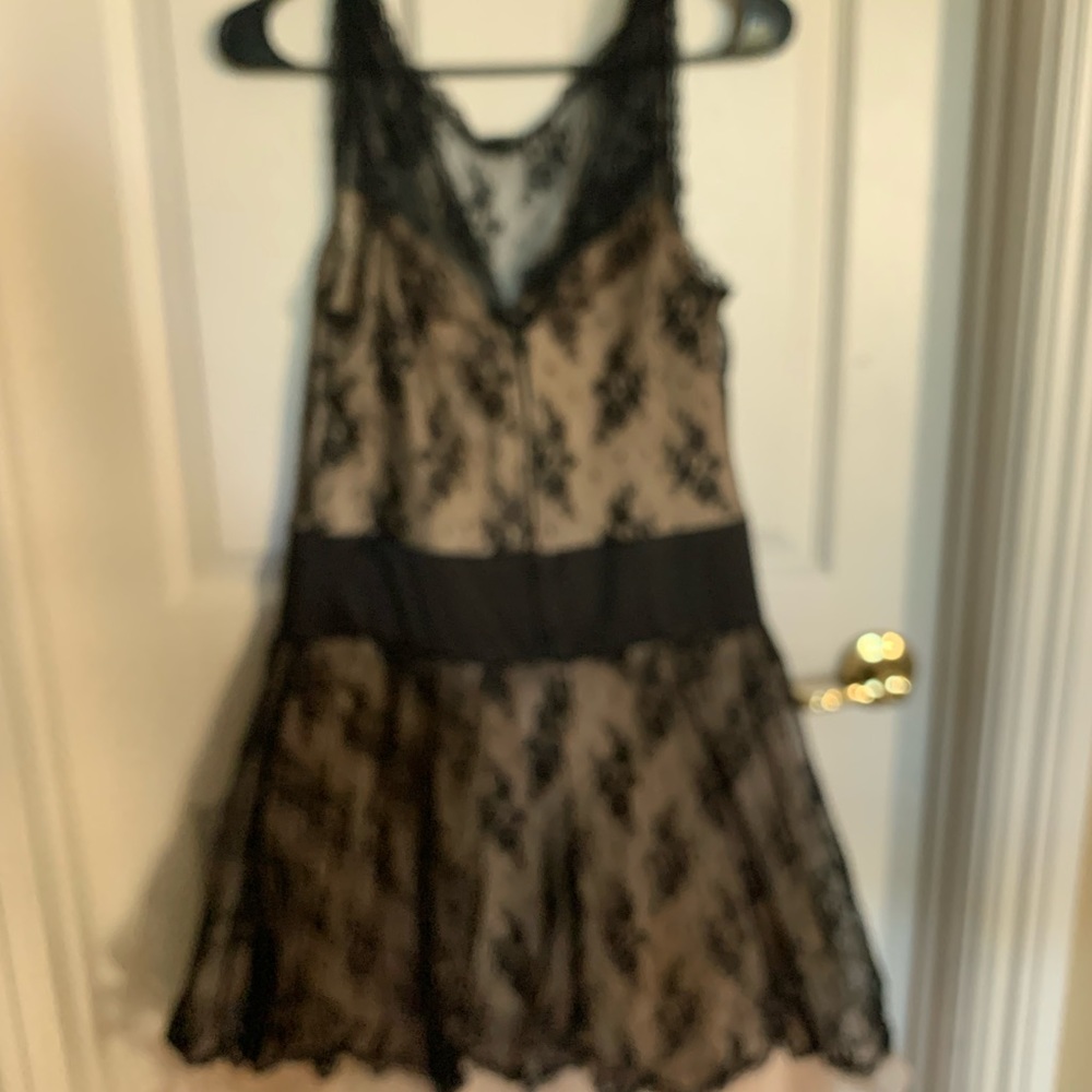 Girls dress Black/cream